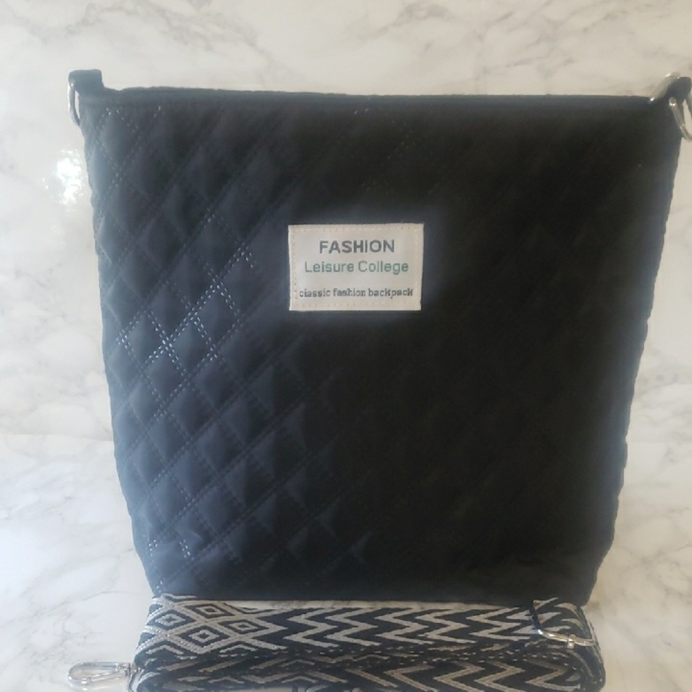Chic Women's Black Quilted Shoulder/Crossbody Bag, NWT